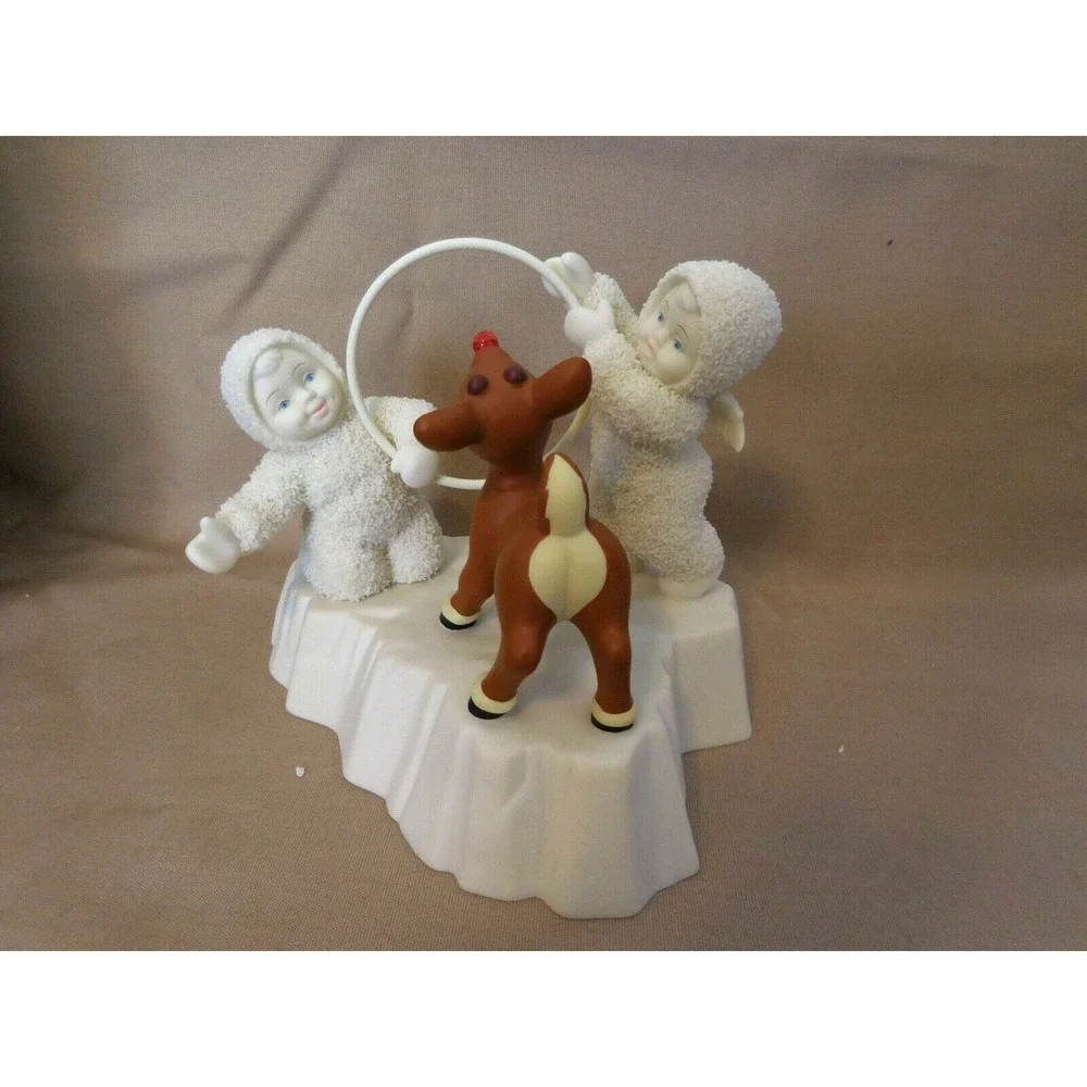 Snowbabies Dept 56 Guest Collection Rudolph‎ Gets Ready Red Nose Blinks + Box